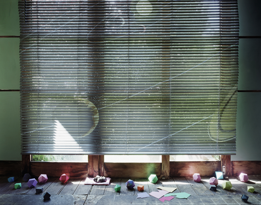 (Moon rock Kirigami workshop, Nayoro Kindergarten, Nayoro, Japan. From the series “Cheating the Moon” © Annabel Elgar)
