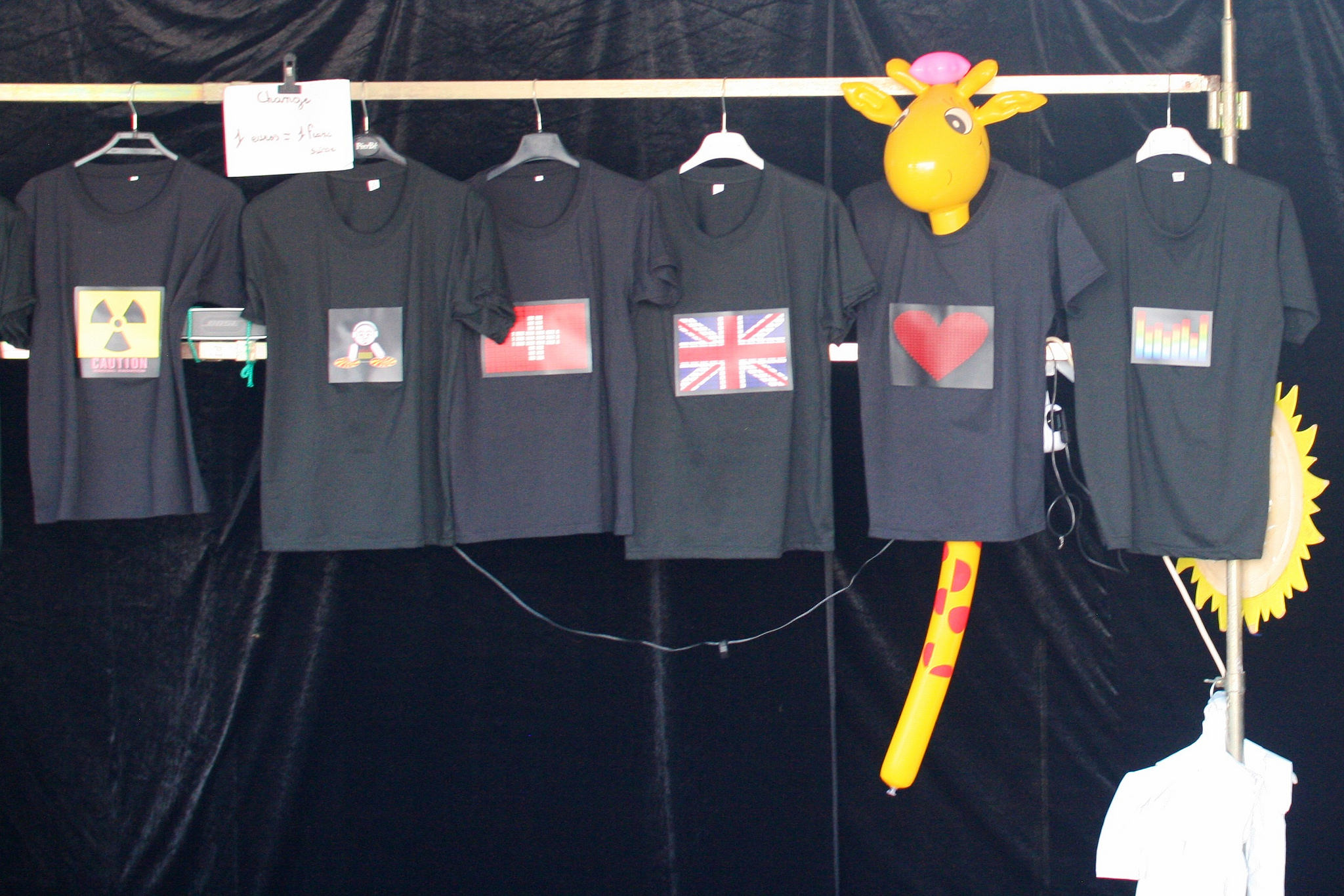 tshirt2